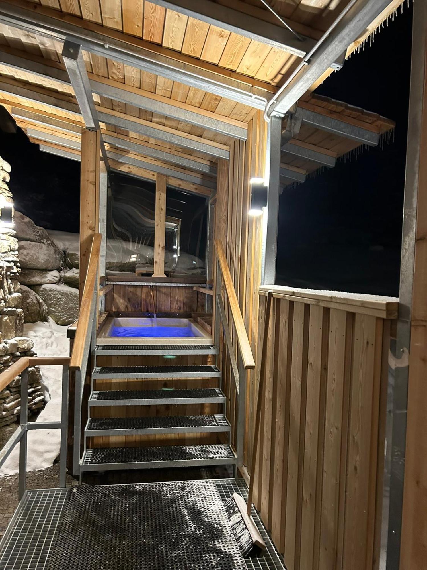 Erlebachova Bouda, Hotel - Resort Svaty Frantisek Špindlerŭv Mlýn Exterior foto