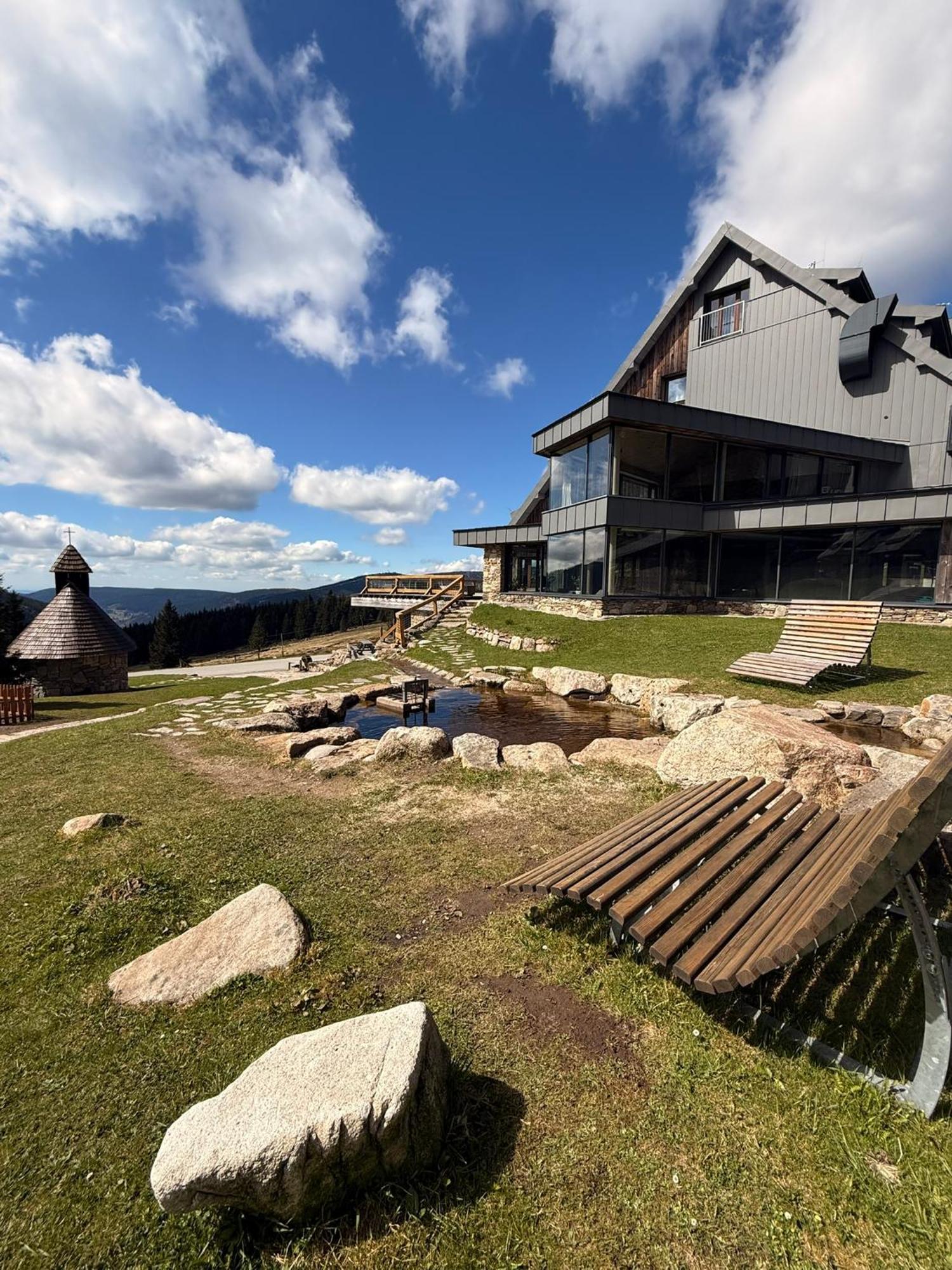 Erlebachova Bouda, Hotel - Resort Svaty Frantisek Špindlerŭv Mlýn Exterior foto